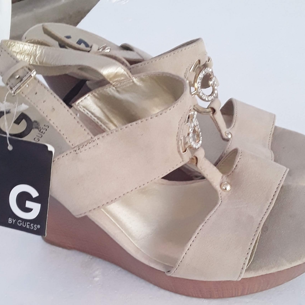 Women's Guess Wedges size 11